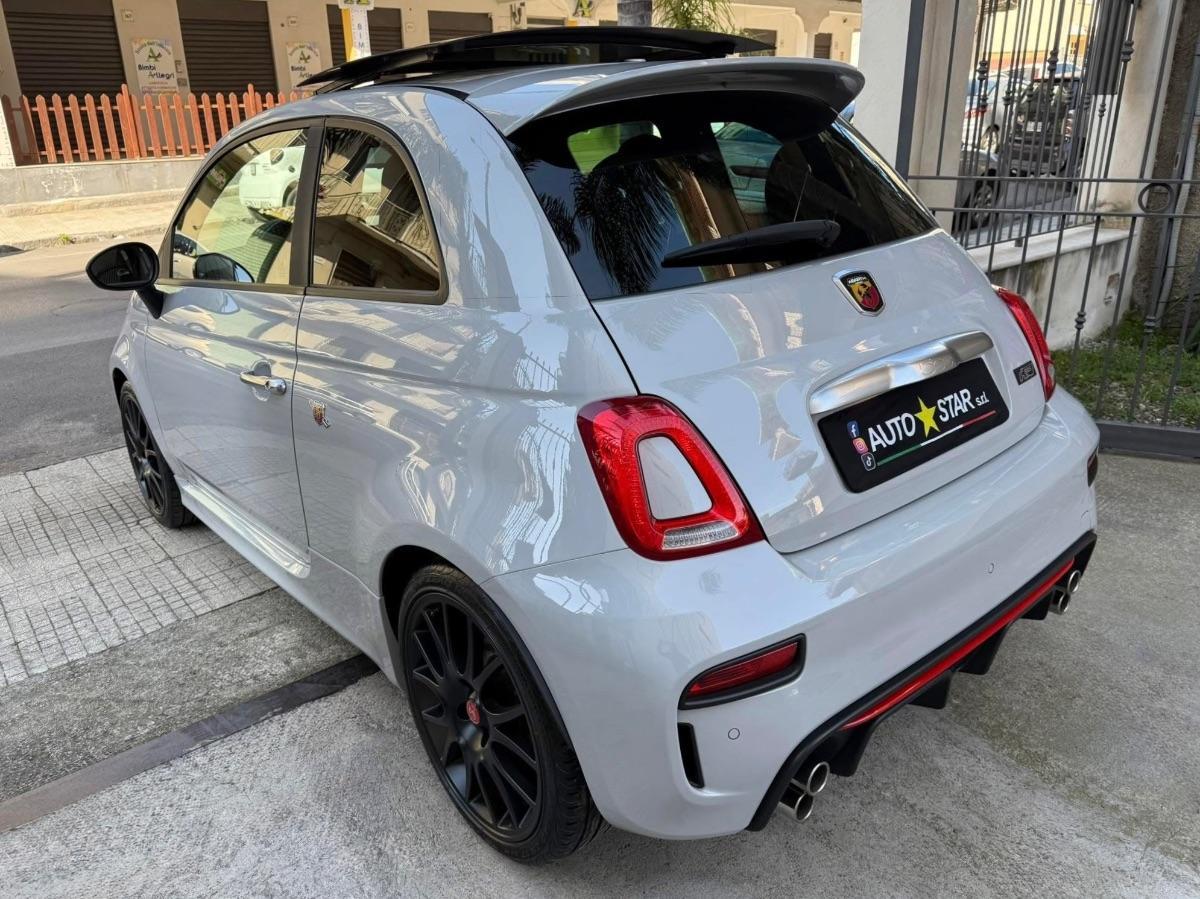Abarth F595 1.4 Turbo T-Jet 165 CV