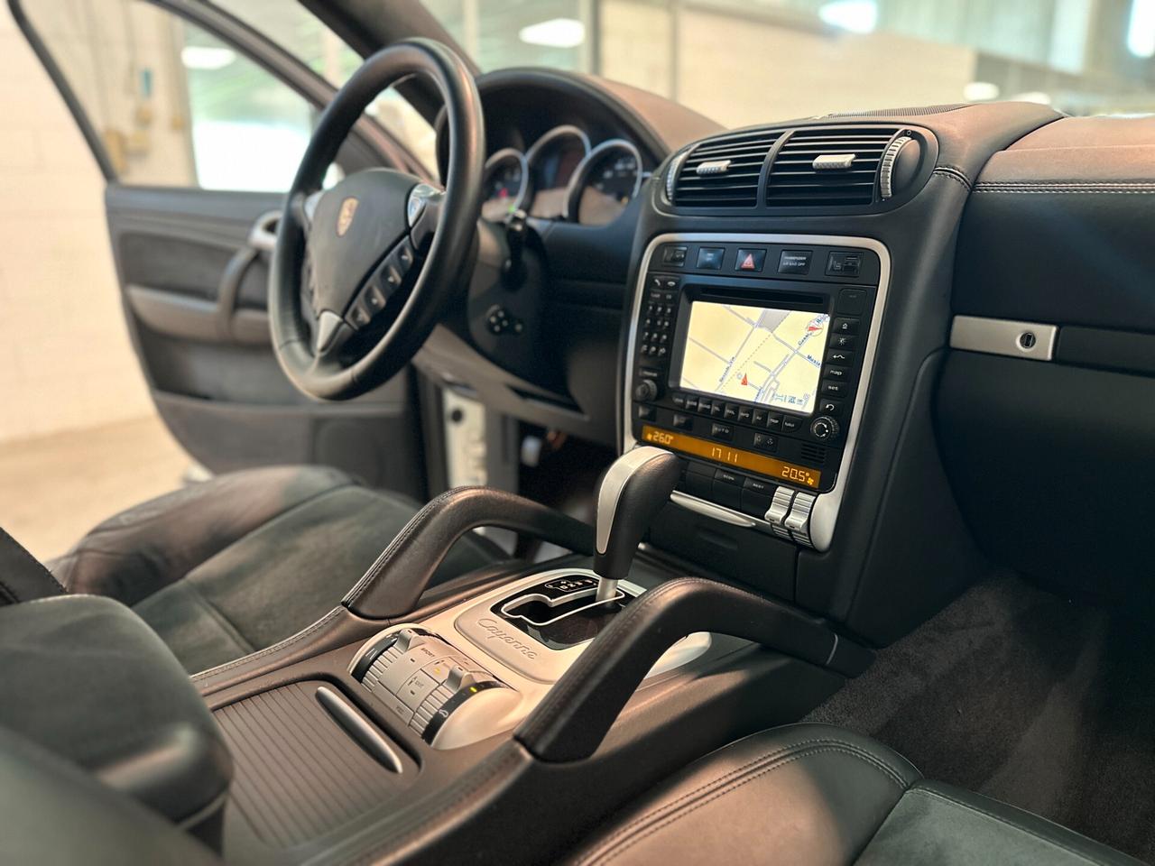 Porsche Cayenne 4.8 GTS