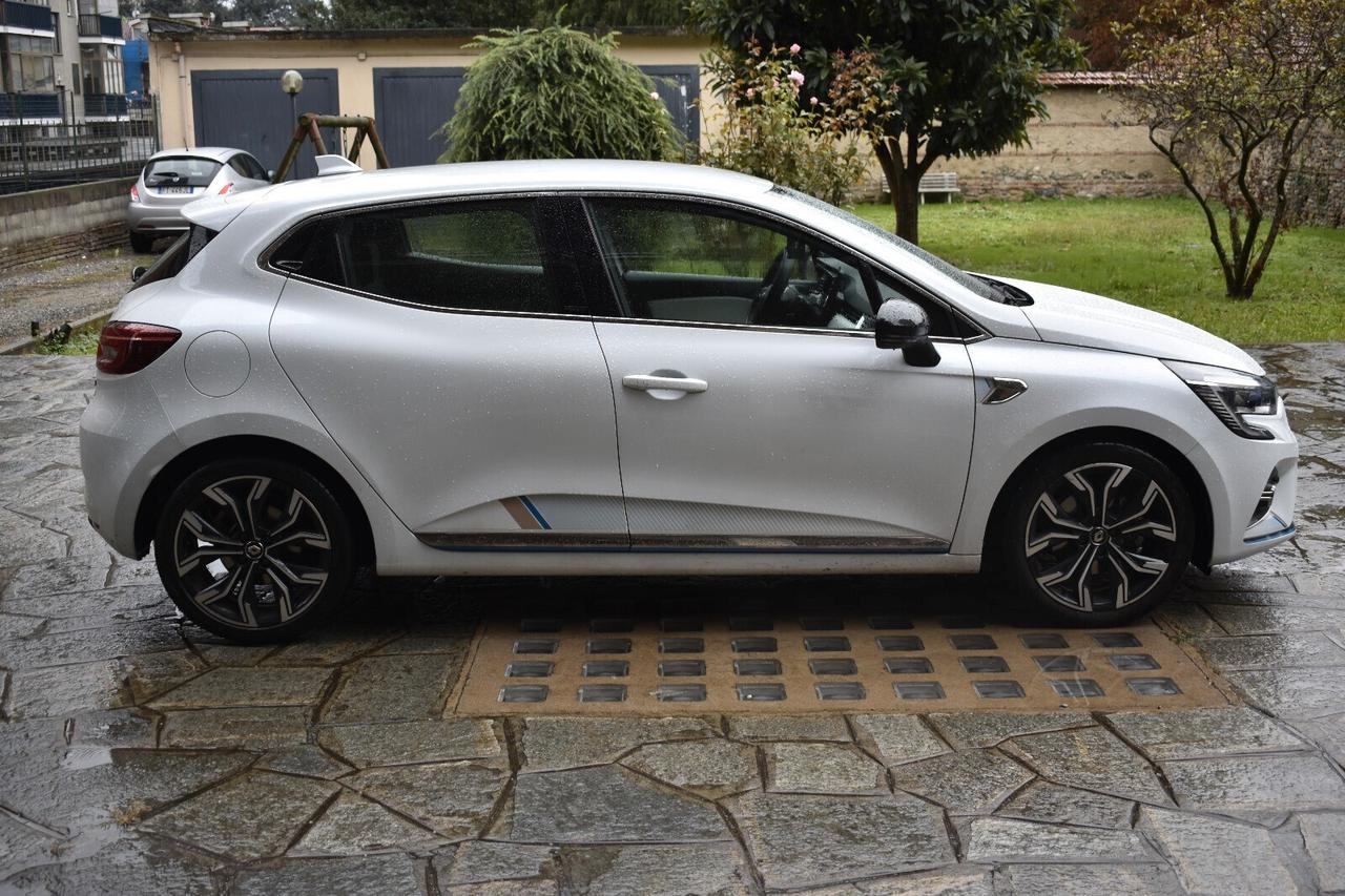 Renault Clio Hybrid E-Tech 140 CV 5 porte E-Tech