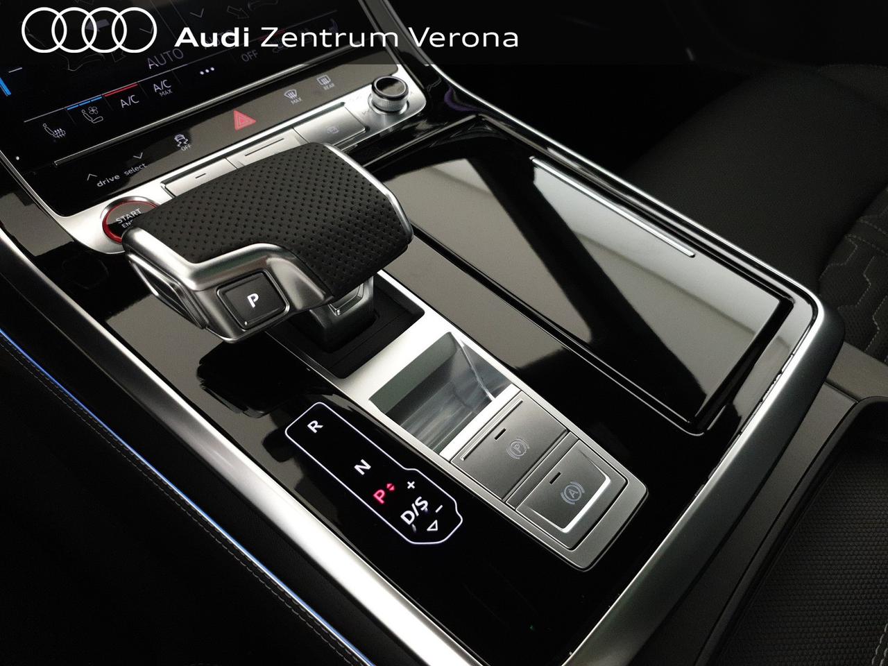 4.0TFSI 640CV quattro tiptronic Performance