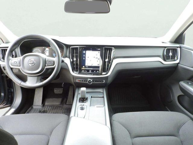 VOLVO V60 B4 (D) MOMENTUM BUSINESS AUTOMATICA