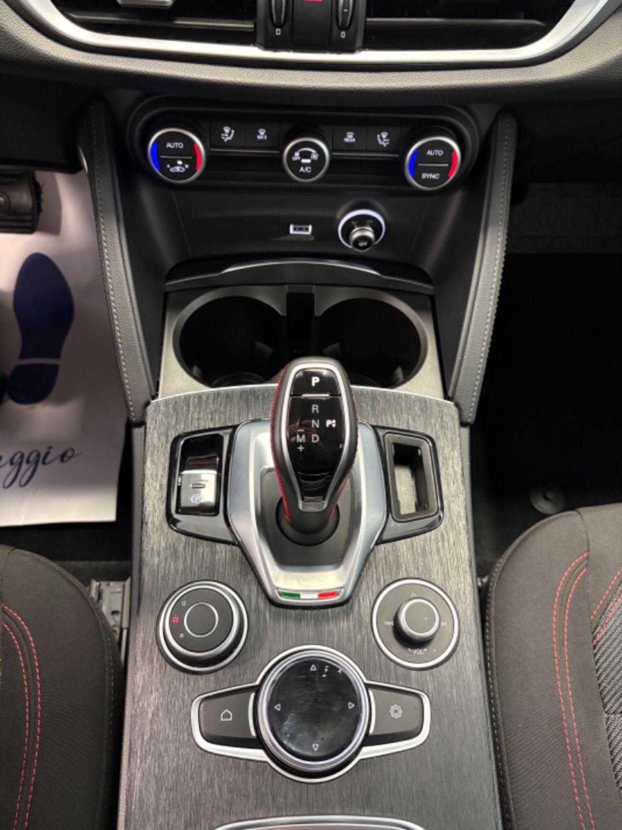 Alfa Romeo Stelvio 2.2 Turbodiesel 190 CV AT8 Q4 ,Solo 17000 KM !