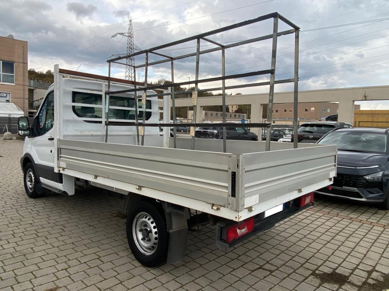 Ford Transit 350 2.2TDCi 125CV PM Cabinato Entry