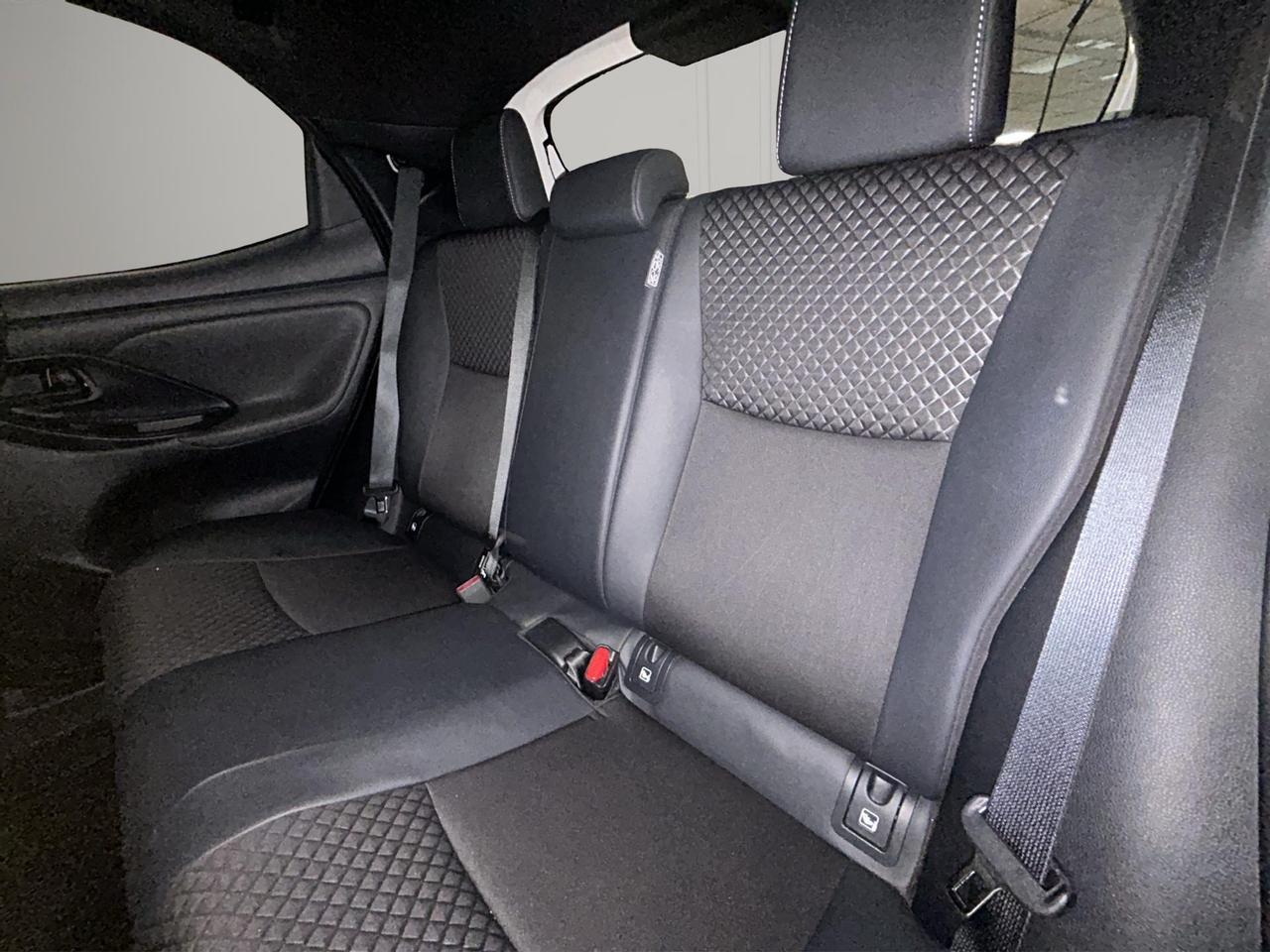 Toyota Yaris 1.5h Lounge
