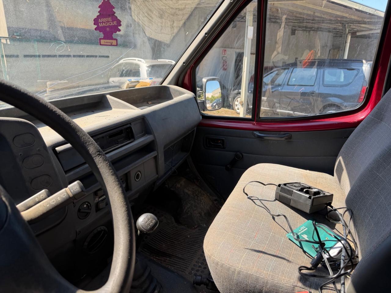 Ford Transit 100 2.5 diesel PL Cabinato