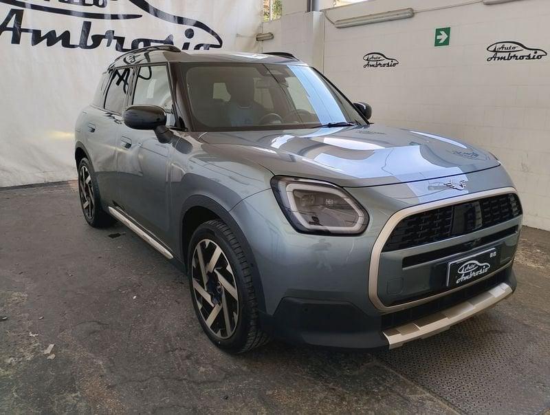 MINI Mini Countryman U25 Mini C Countryman Favoured tua da 389,00 al mese