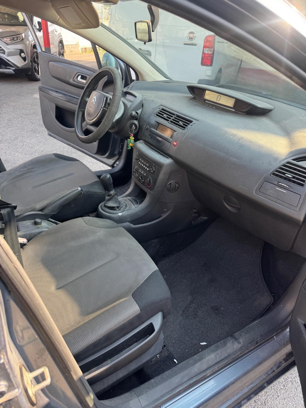 Citroen C4 1.6 e-HDi 115 Exclusive