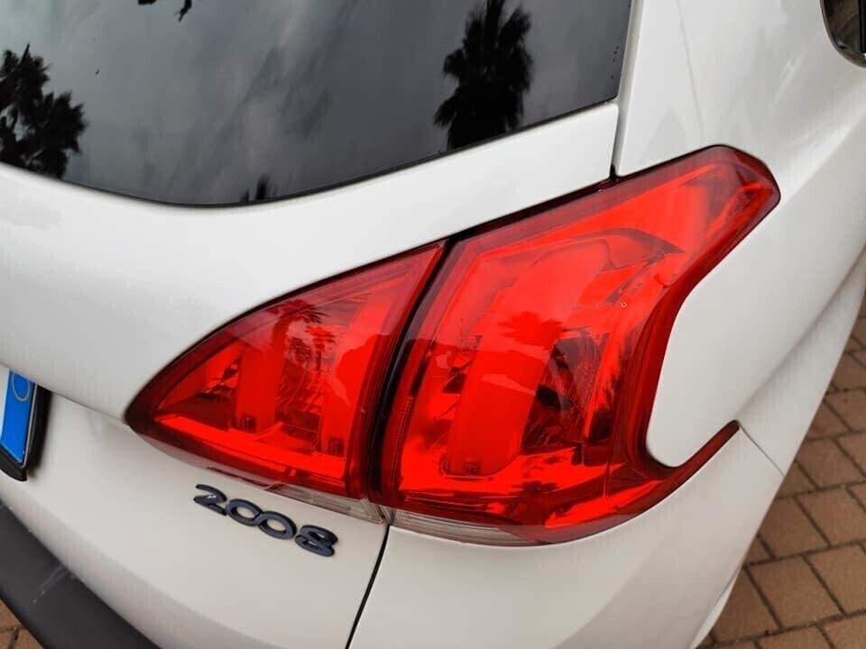 Peugeot 2008 1.2E-VTI Allure