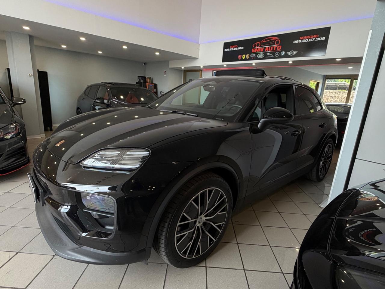PORSCHE MACAN EV (2024) MACAN EV (120 KW)