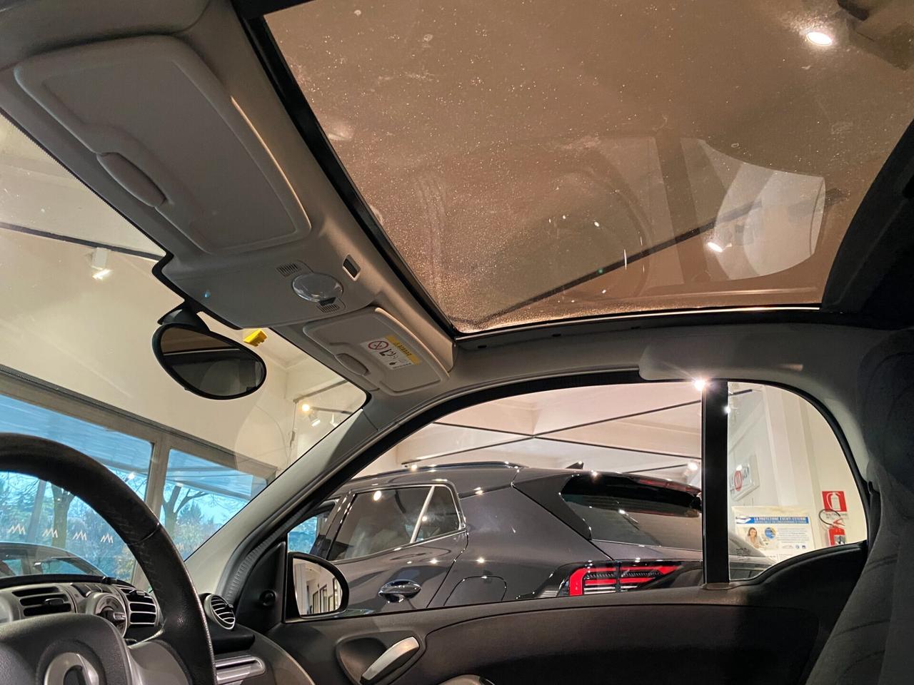 Smart ForTwo 1000 52 kW MHD coupé pure