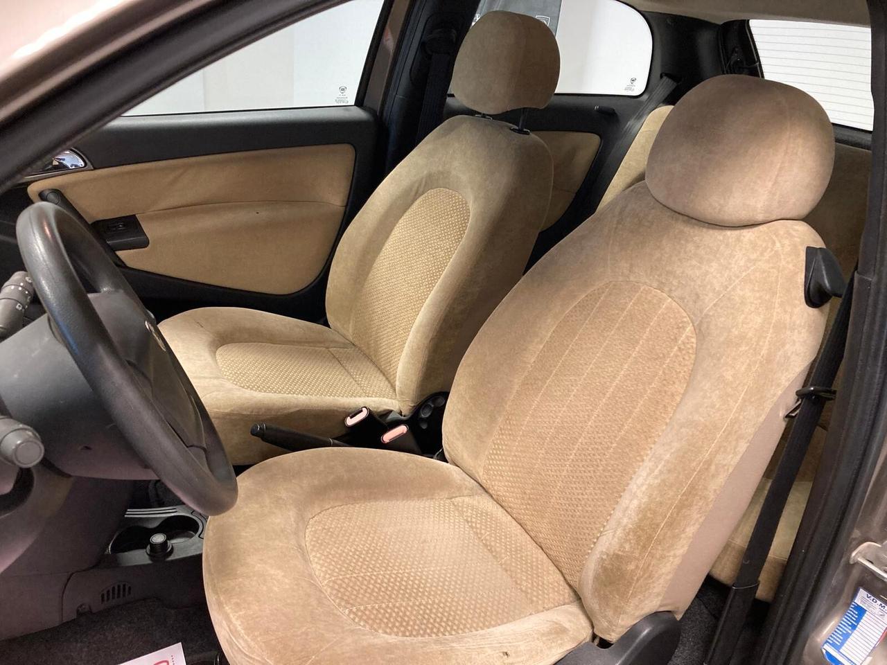 LANCIA YPSILON 1.2-OK NEOPATENTATI- 89000 KM ORIGINALI