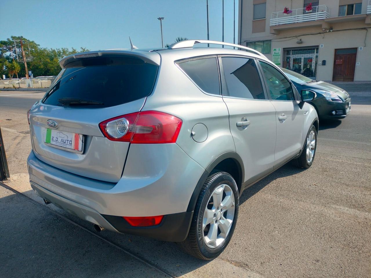 Ford Kuga 2.0 TDCi 136 CV 4WD Titanium DPF