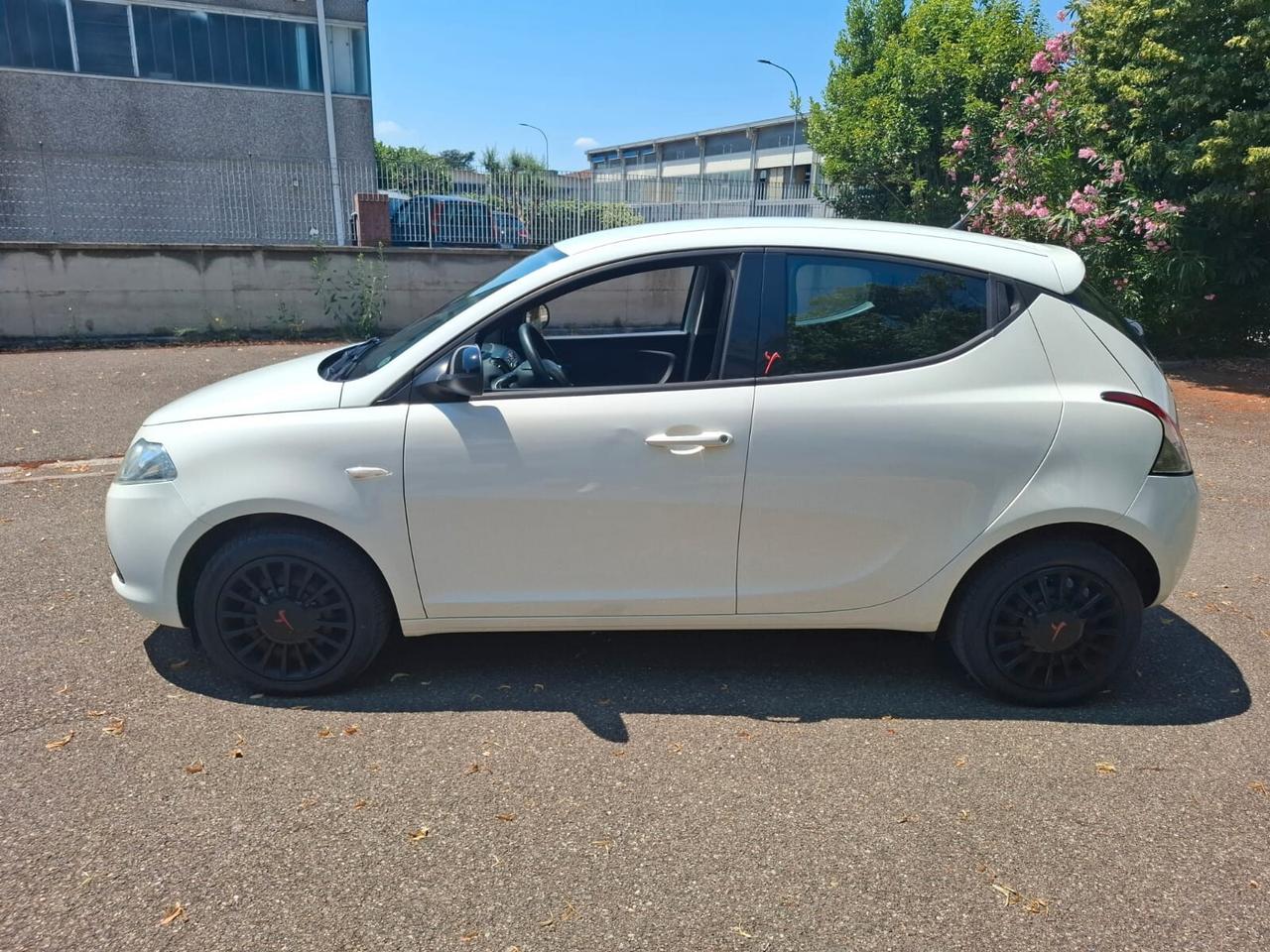 Lancia Ypsilon 1.2 GPL 126.000 KM NEOPATENTATI