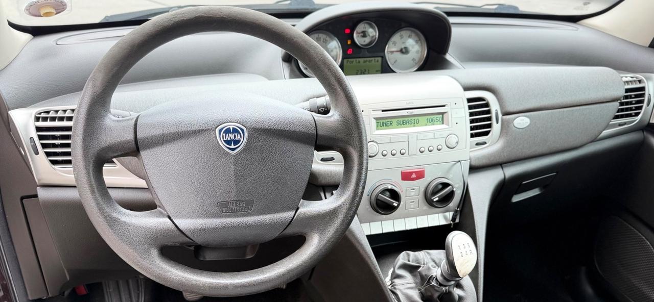 Lancia Ypsilon 1.2 Gpl 60 Cv