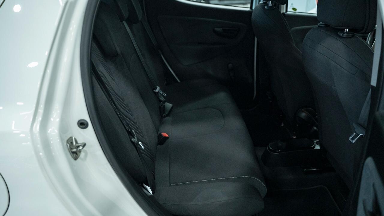 Lancia Ypsilon 1.0 FIREFLY 70 CV SES HYBRID GOLD CARPLAY LED FULL