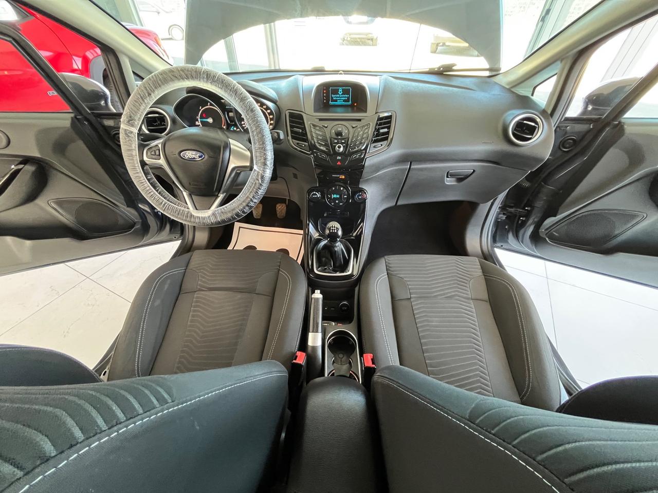 Ford Fiesta 1.5 TDCi 75CV 5 porte Titanium