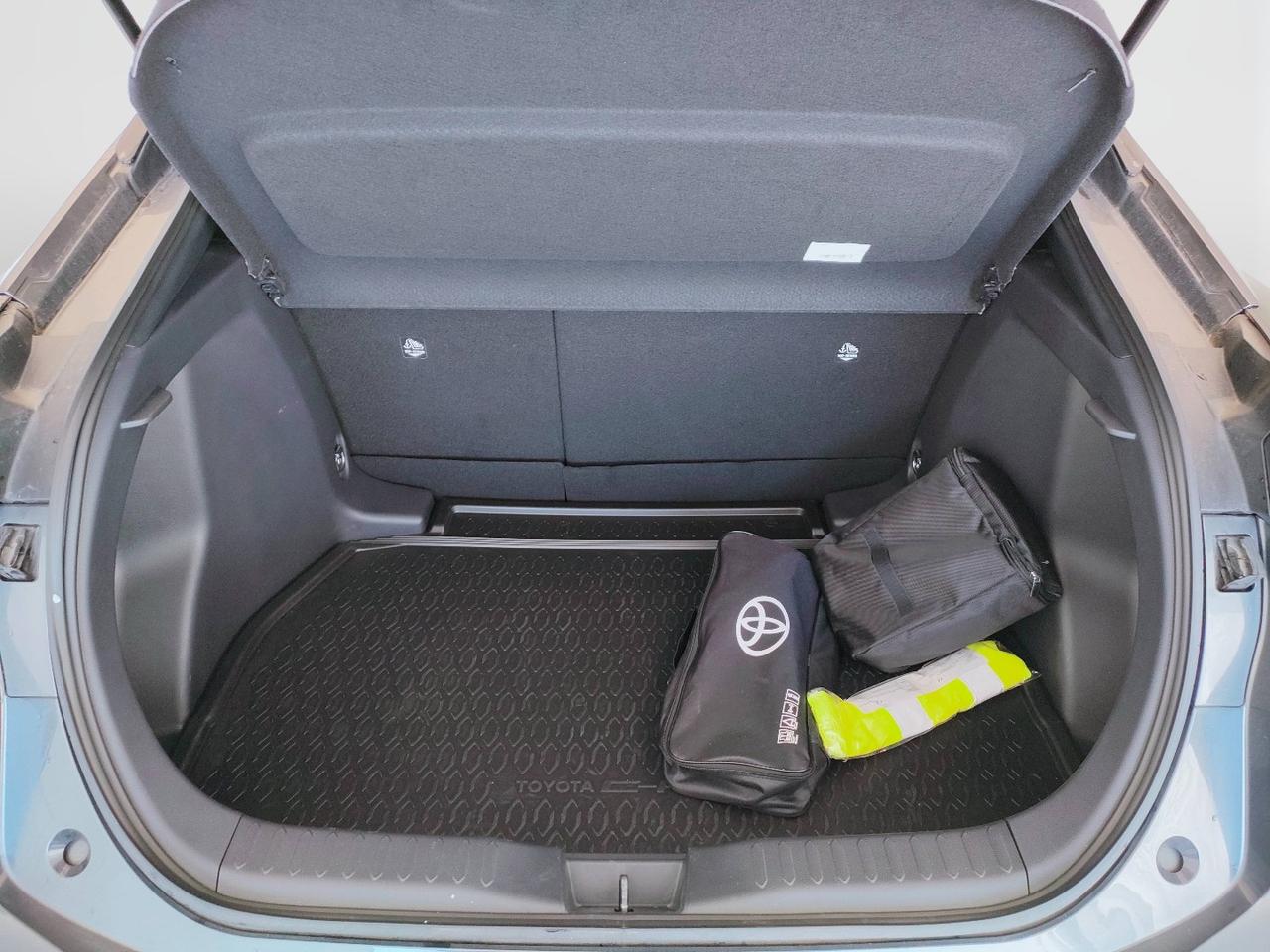 TOYOTA C-HR II 2023 - C-HR 1.8 hev Trend fwd e-cvt