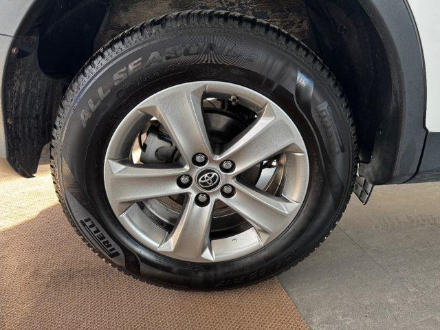 TOYOTA RAV 4 TD 2WD Style White Ed.