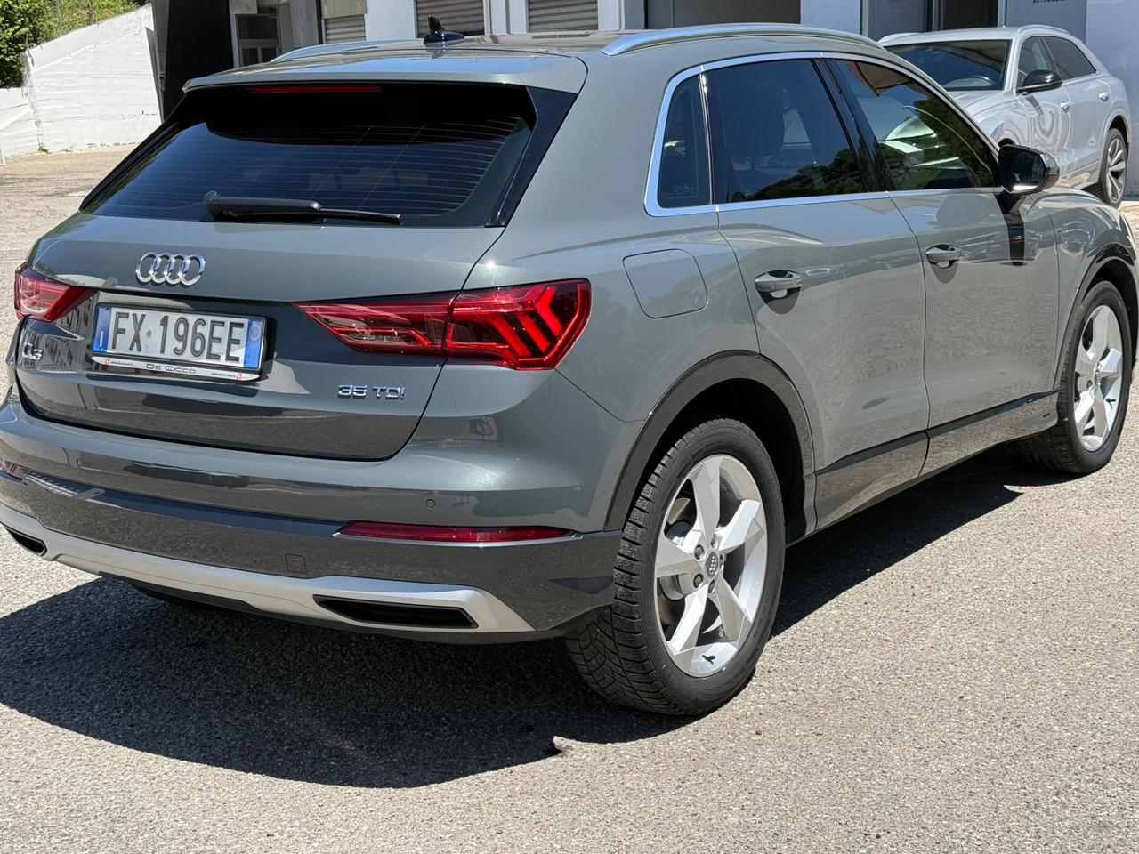 Audi Q3 35 TDI S tronic Business Advanced