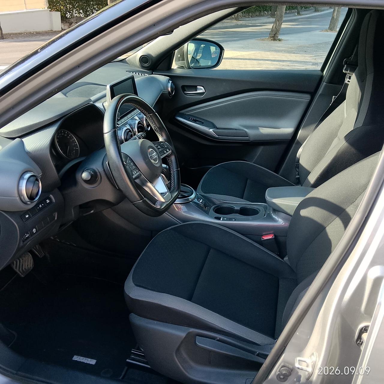 Nissan Juke 1.0 DIG-T 114 CV DCT N-Connecta