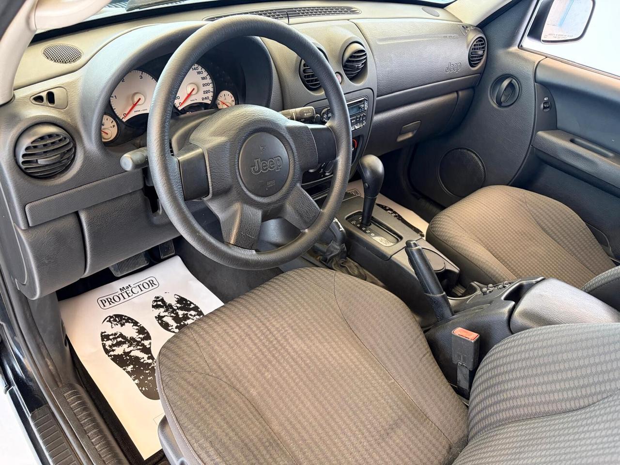 Jeep Cherokee 2.8 CRD Sport