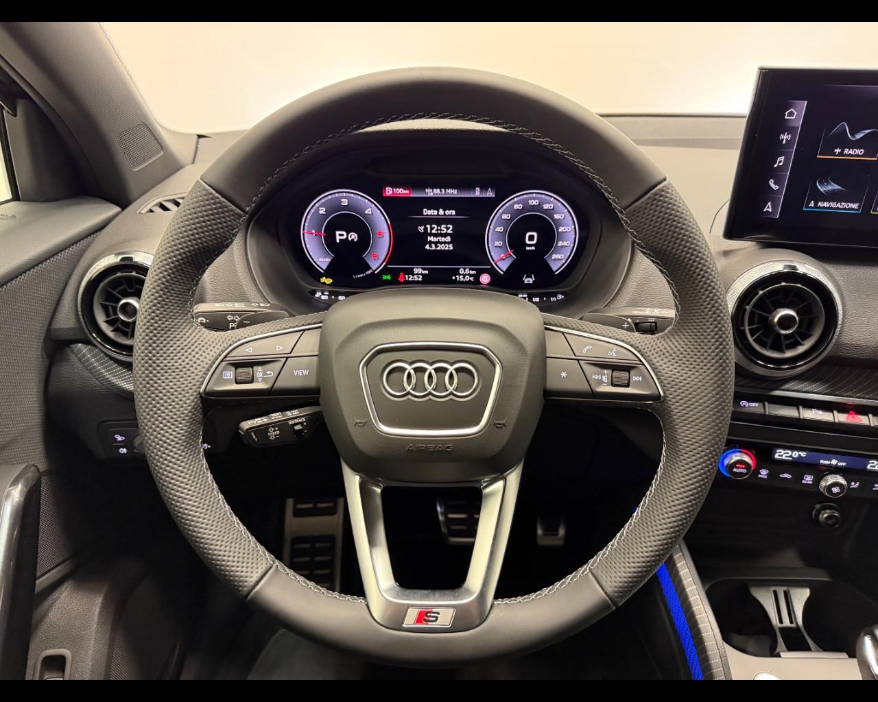 AUDI Q2 35 TDI S TRONIC S LINE