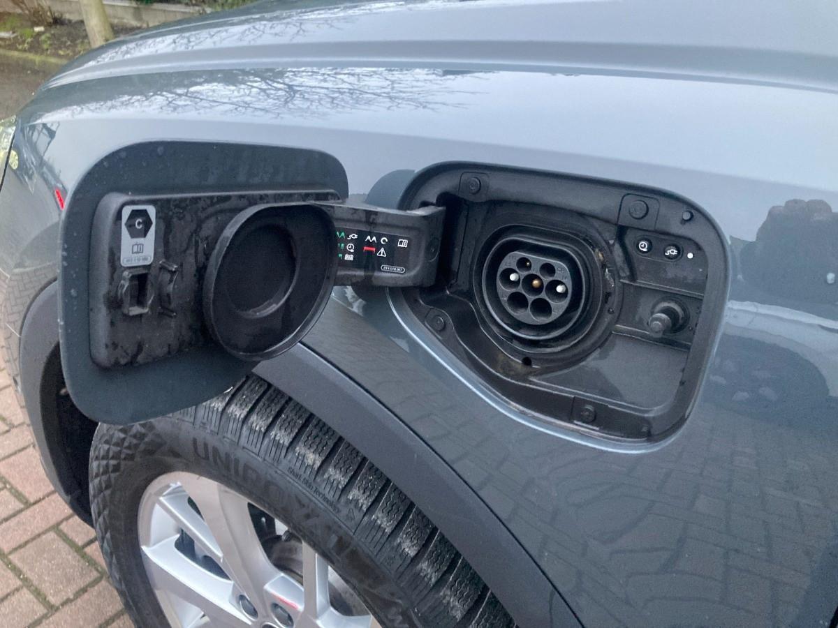 AUDI Q3 45 1.4 tfsi e Business s-tronic