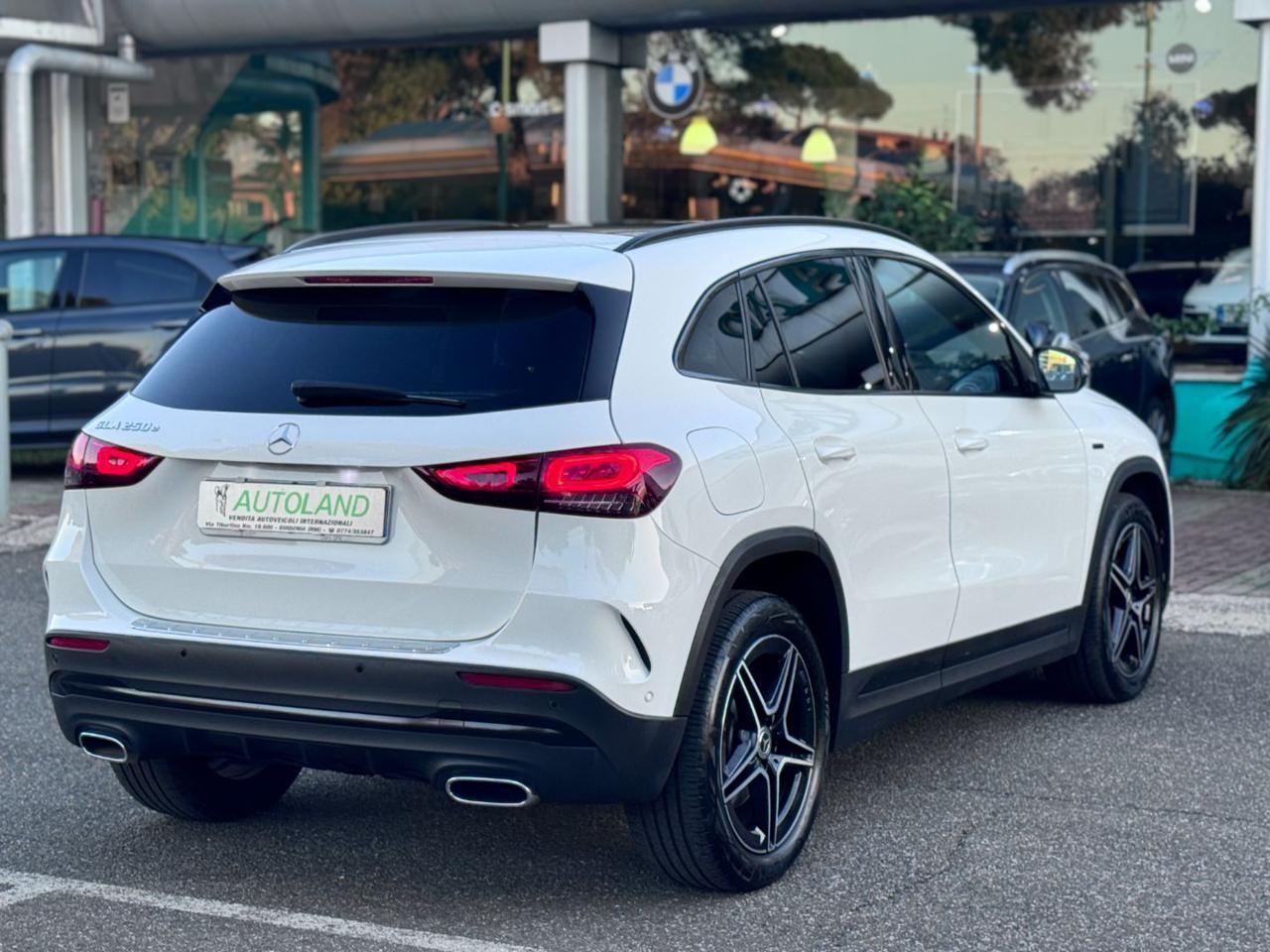 MERCEDES-BENZ GLA 250 e hybrid Sport Plug-In Hybrid218CV Tetto Panorama