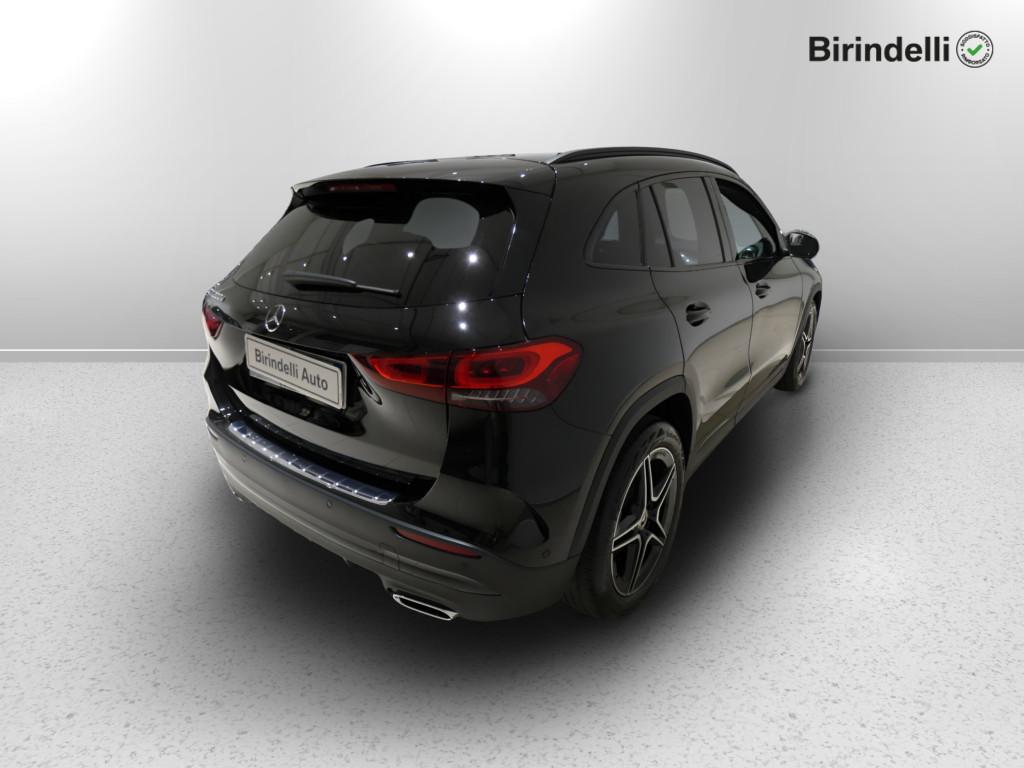 Mercedes-Benz GLA (H247) - GLA 200 d Automatic Premium