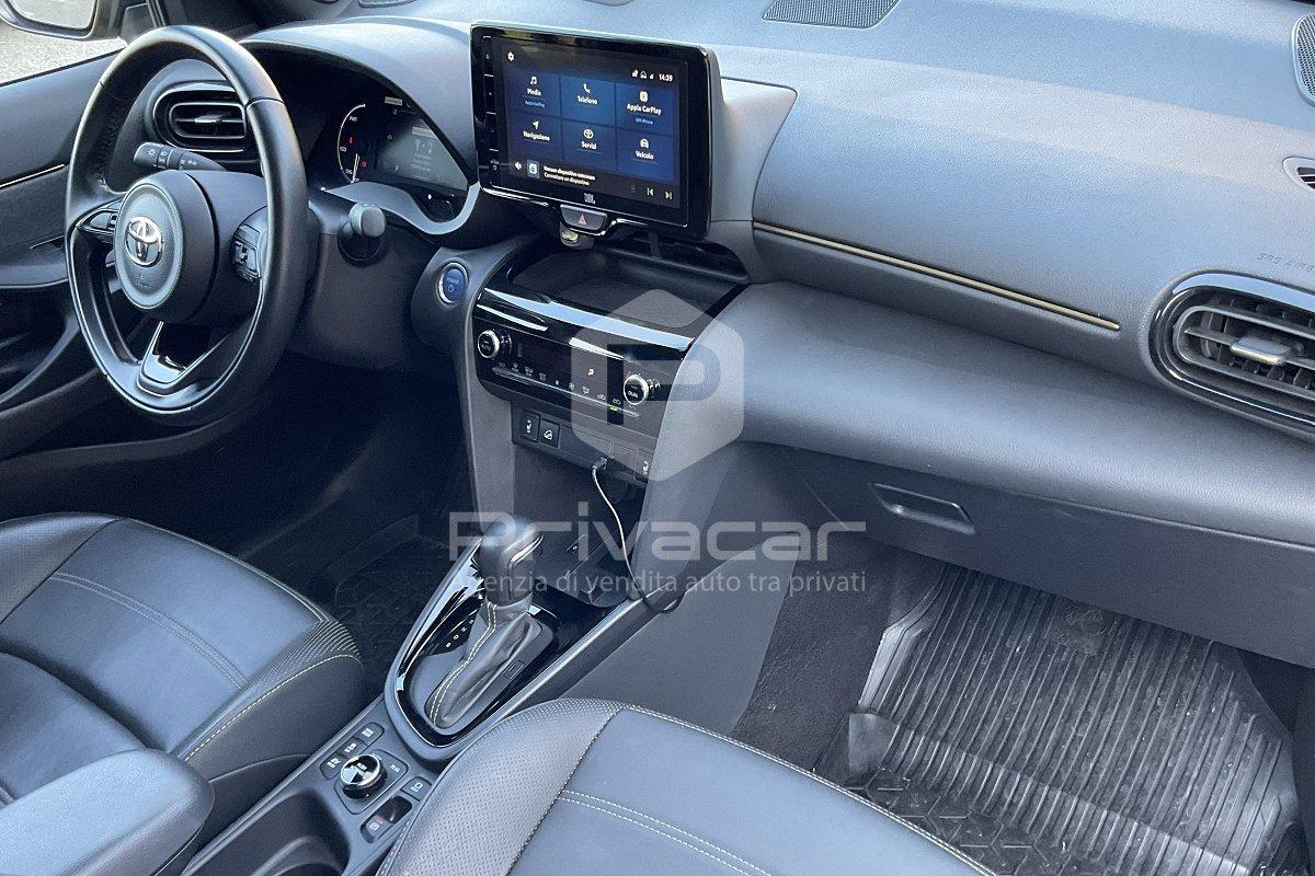 TOYOTA Yaris Cross 1.5 Hybrid 5p. E-CVT AWD-i Premiere