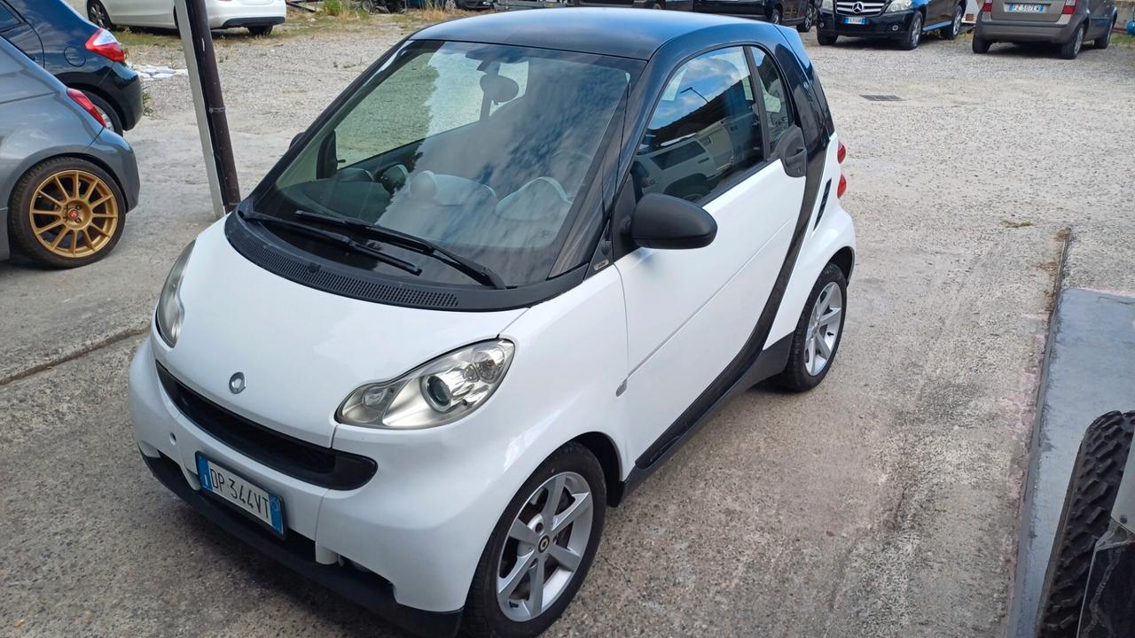 Smart ForTwo 1000 52 kW coupé passion