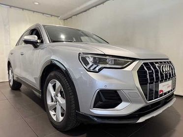 Audi Q3 40 TFSI quattro S tronic Business Advanced