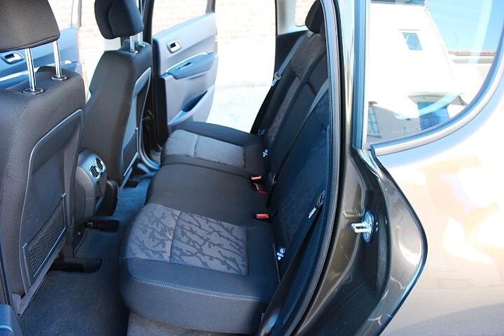 Peugeot 3008 1.6 HDi 110CV cambio robotizzato Tecno UNICA UTILIZZATRICE COME DA FOTO STUPENDA