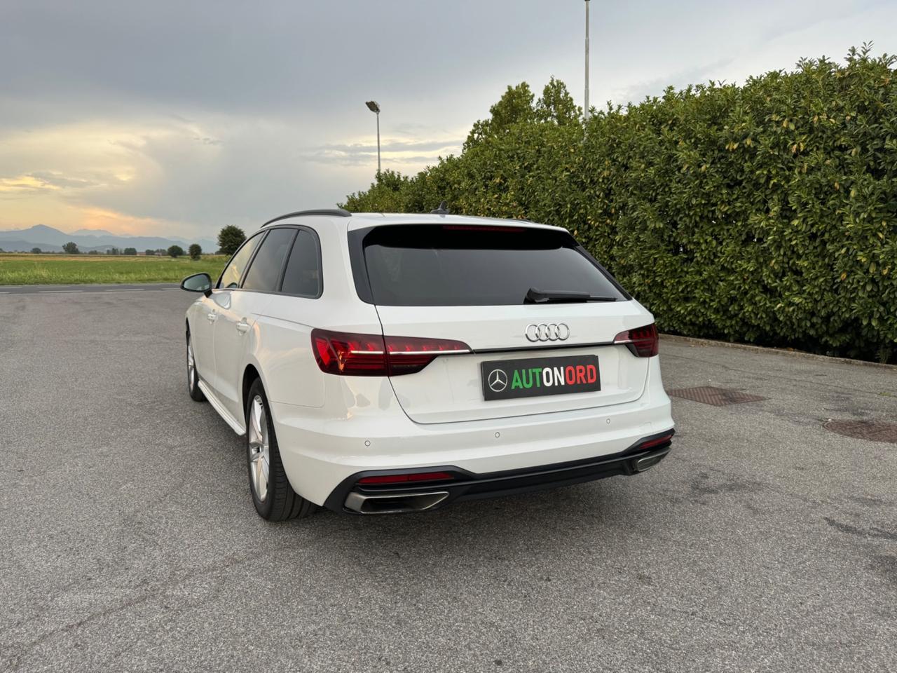 Audi A4 Avant 35 TDI/163 CV S tronic line edition