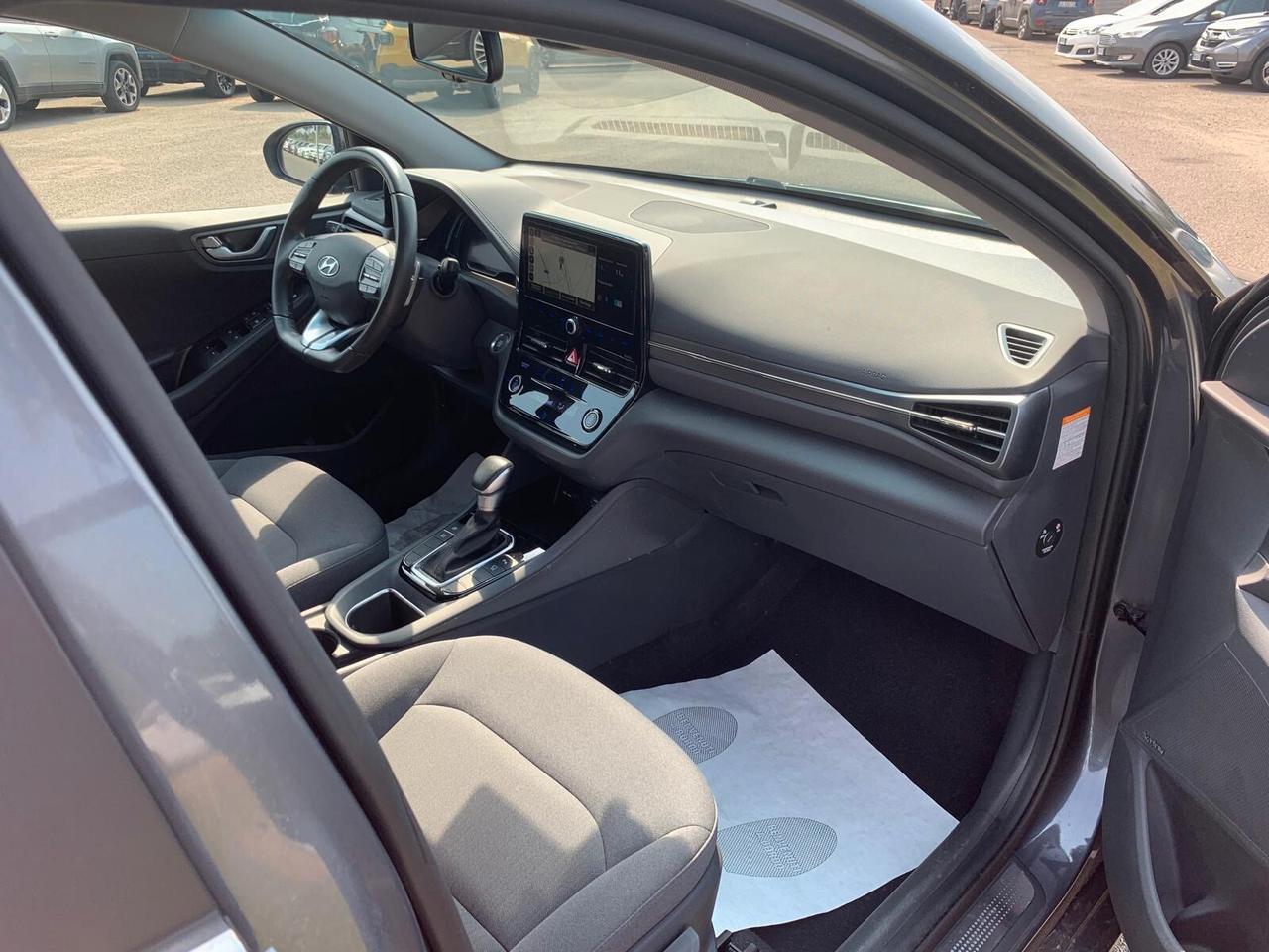 Hyundai Ioniq 1.6 Plug-in Hybrid DCT Prime