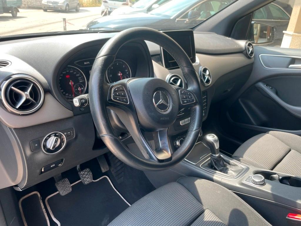 Mercedes-benz B 180 B 180 d Business