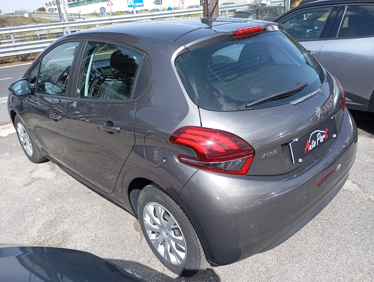 Peugeot 208 5P 1.2 PureTech 82CV Active