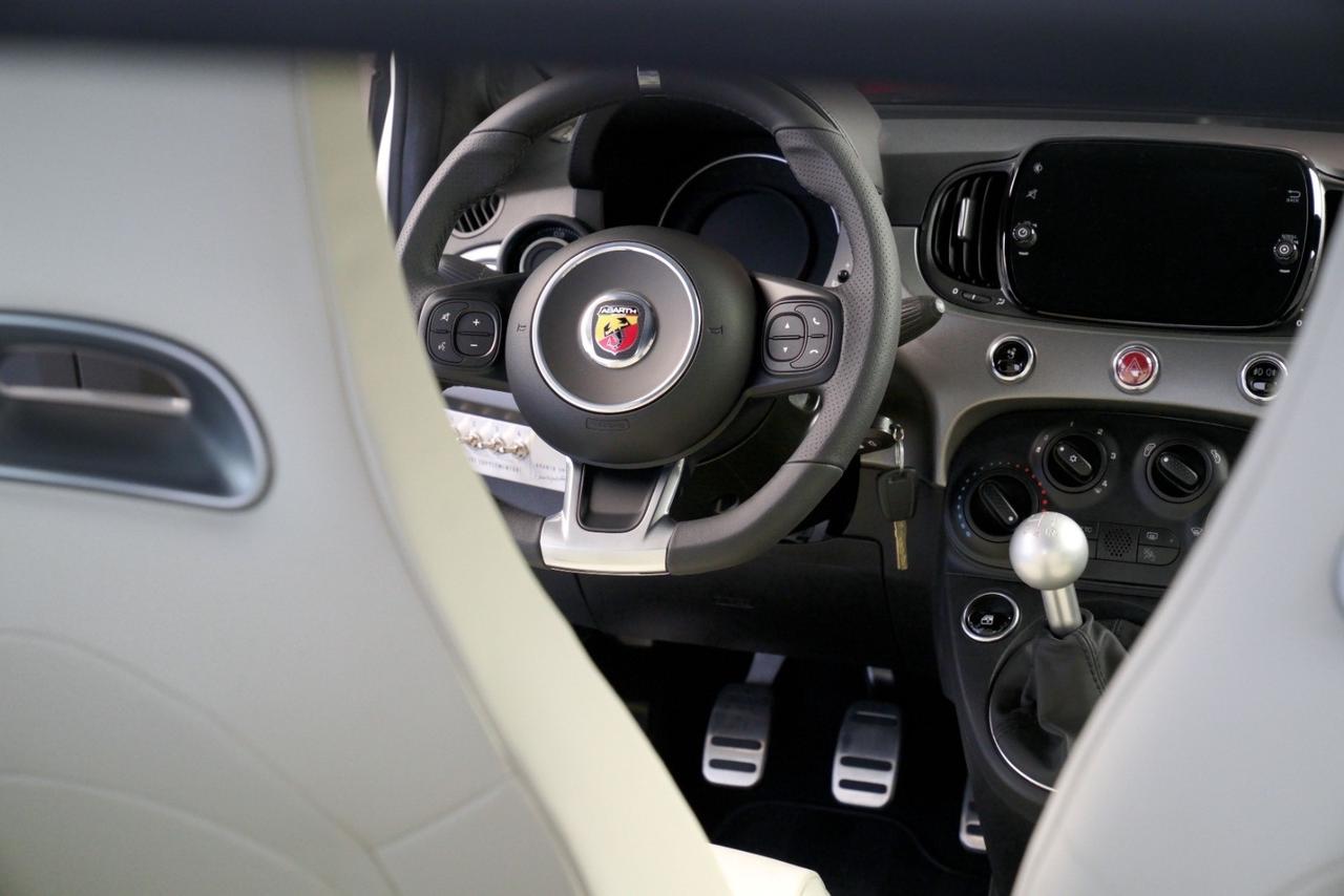 Abarth 595 1.4 Turbo T-Jet 165 CV -UNICA MONDO