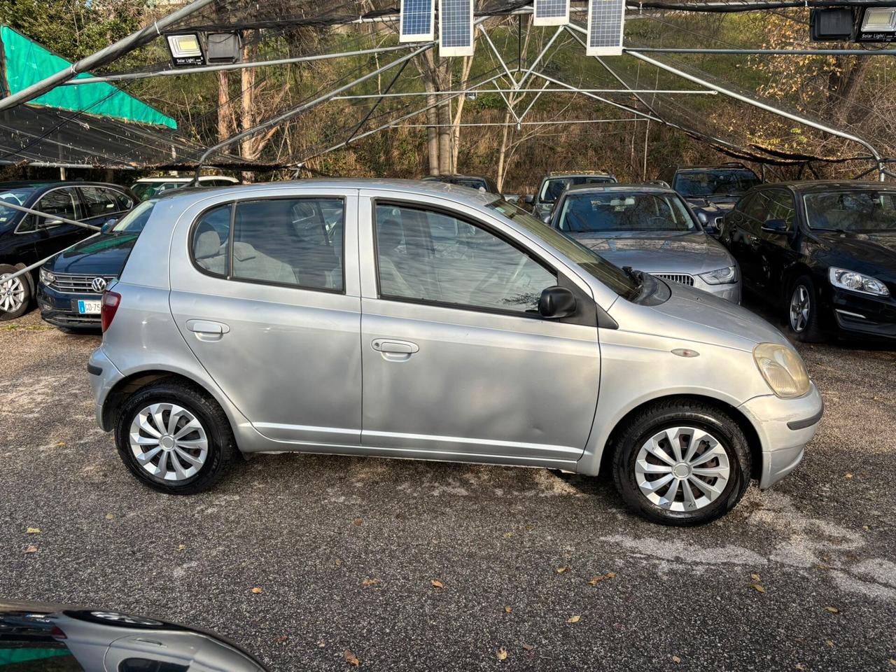 Toyota Yaris 1.0i km 59000 OK Neopatentati