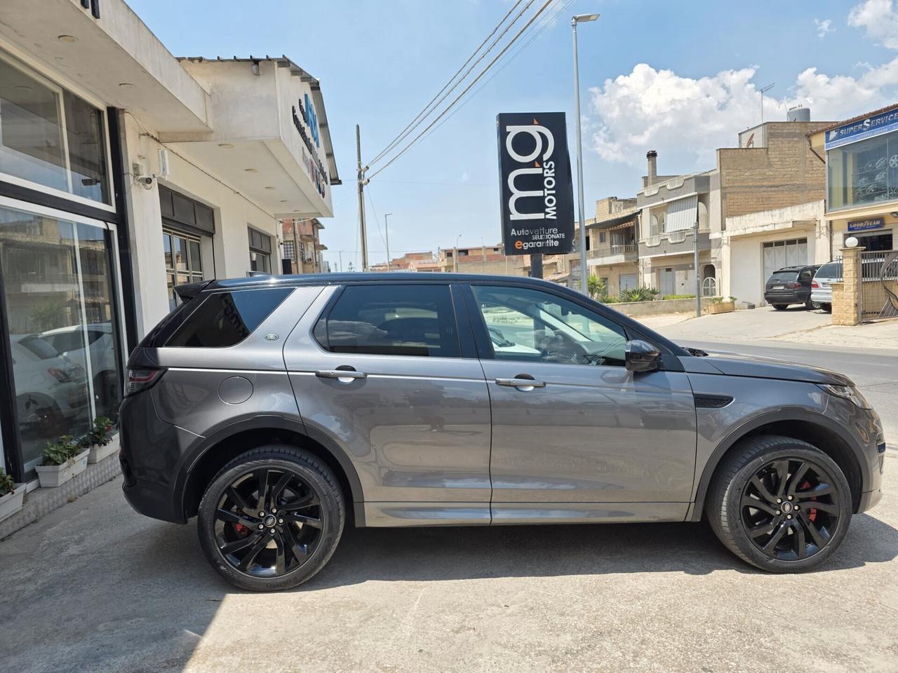 Land Rover Discovery Sport 2.0 240 CV HSE R-Dynamic 7 posti