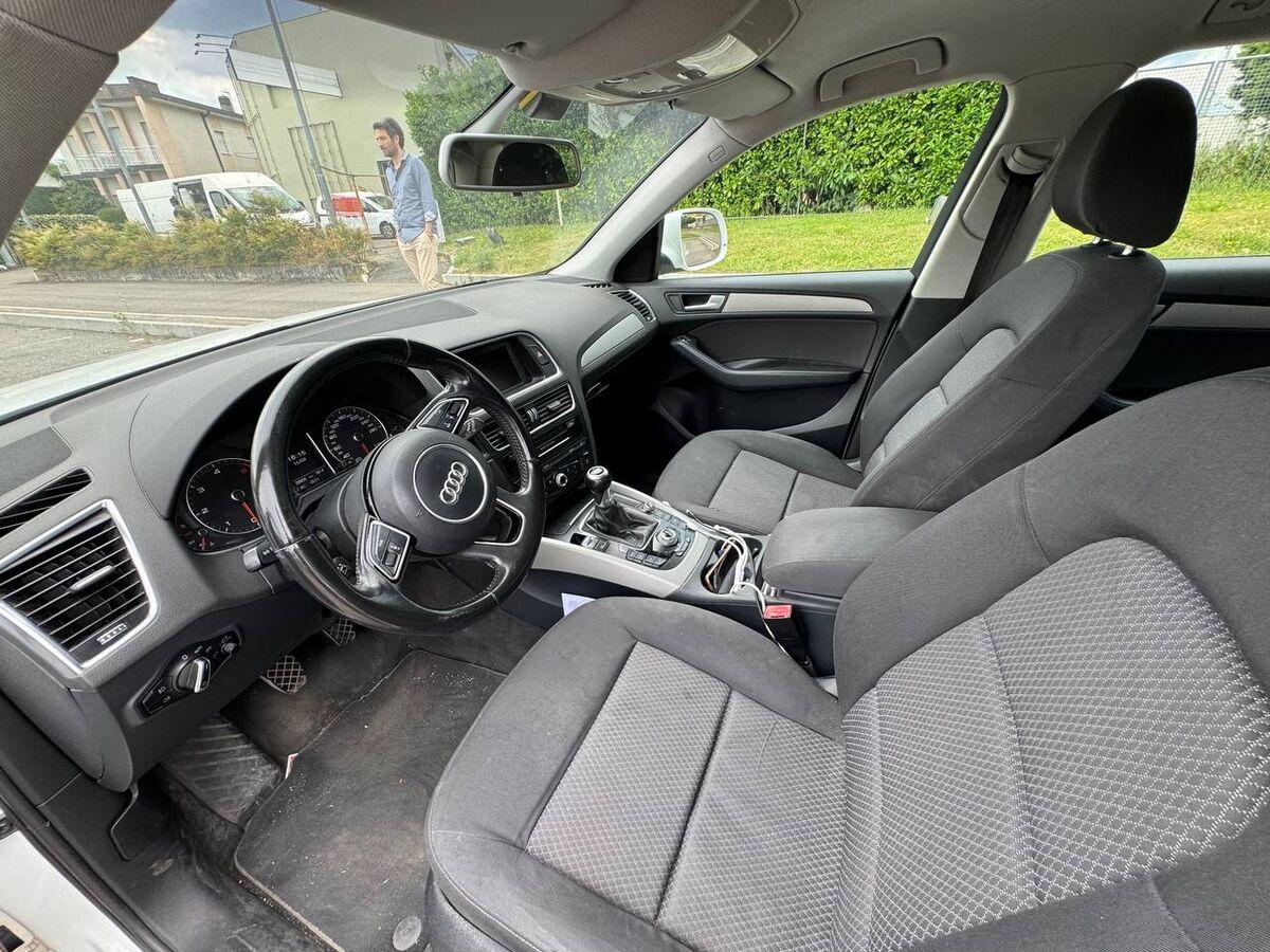 Audi Q5 2.0 tdi Business 143cv