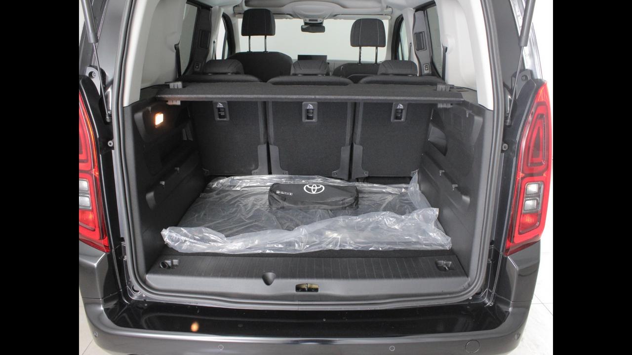 TOYOTA PCITY V. L1 1.5D 100M EXE MC24