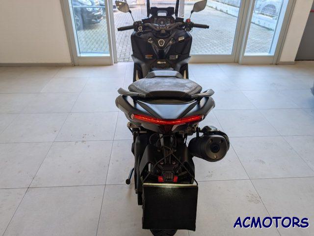 YAMAHA T-Max 560 TECH MAX