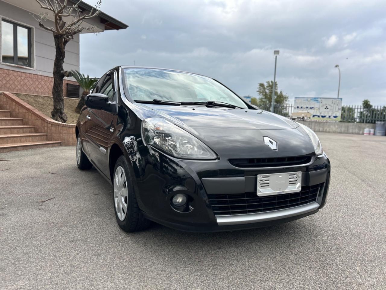 Renault Clio 1.2 100CV 3 porte Dynamique