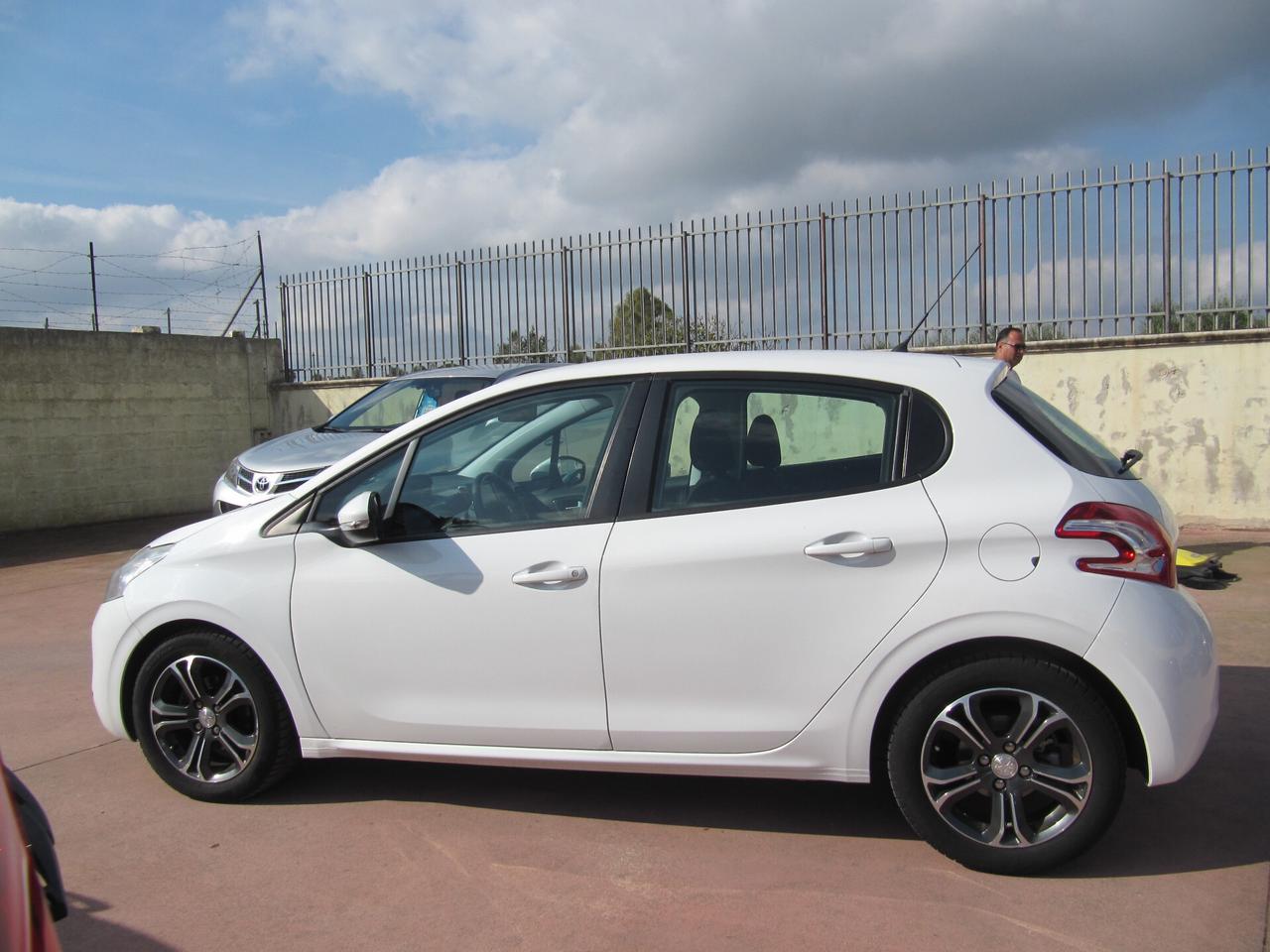 Peugeot 208 1.4 VTi 95 CV 5p. GPL Allure - 2015