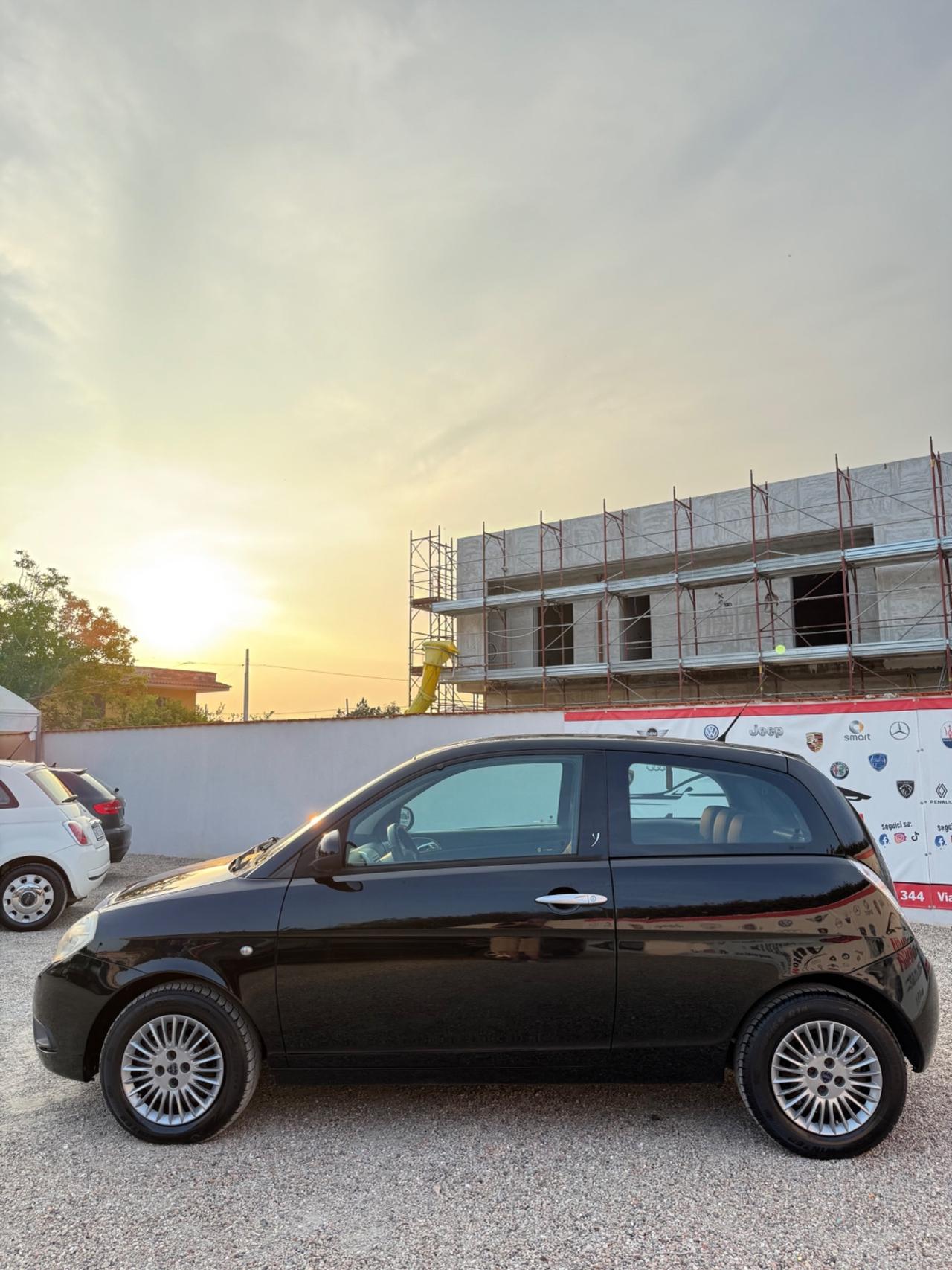 Lancia Ypsilon 1.2 69 CV Diva