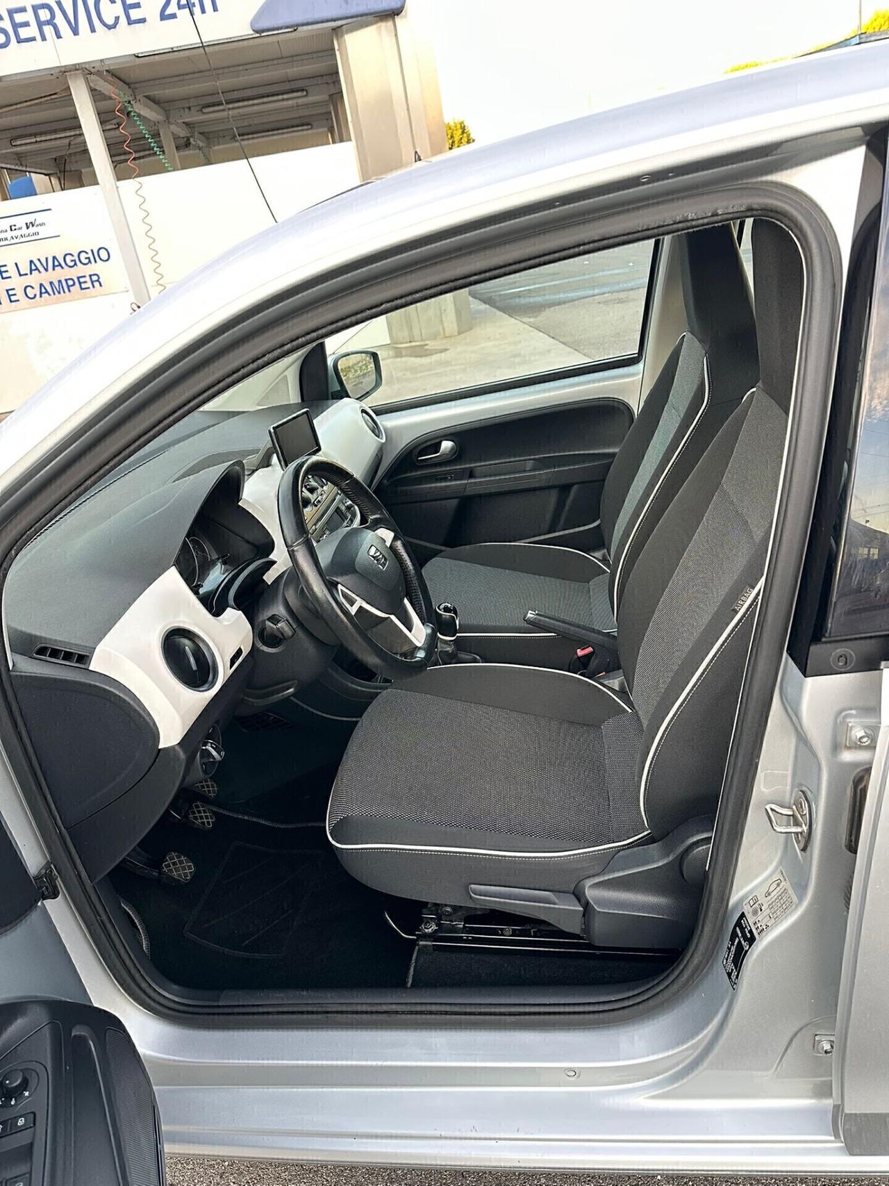 Seat Mii 1.0 68 CV 5 porte Chic Ecofuel