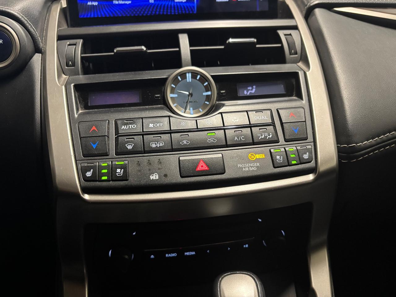 Lexus NX 300h Hybrid 4WD F-Sport FULL OPT.