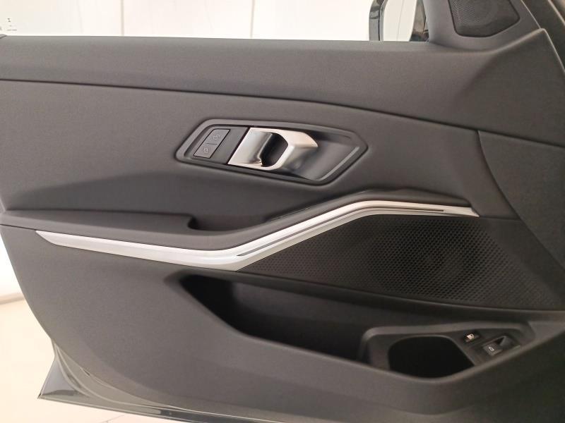 BMW Serie 3 Touring 330 e M Sport Pro xDrive Steptronic