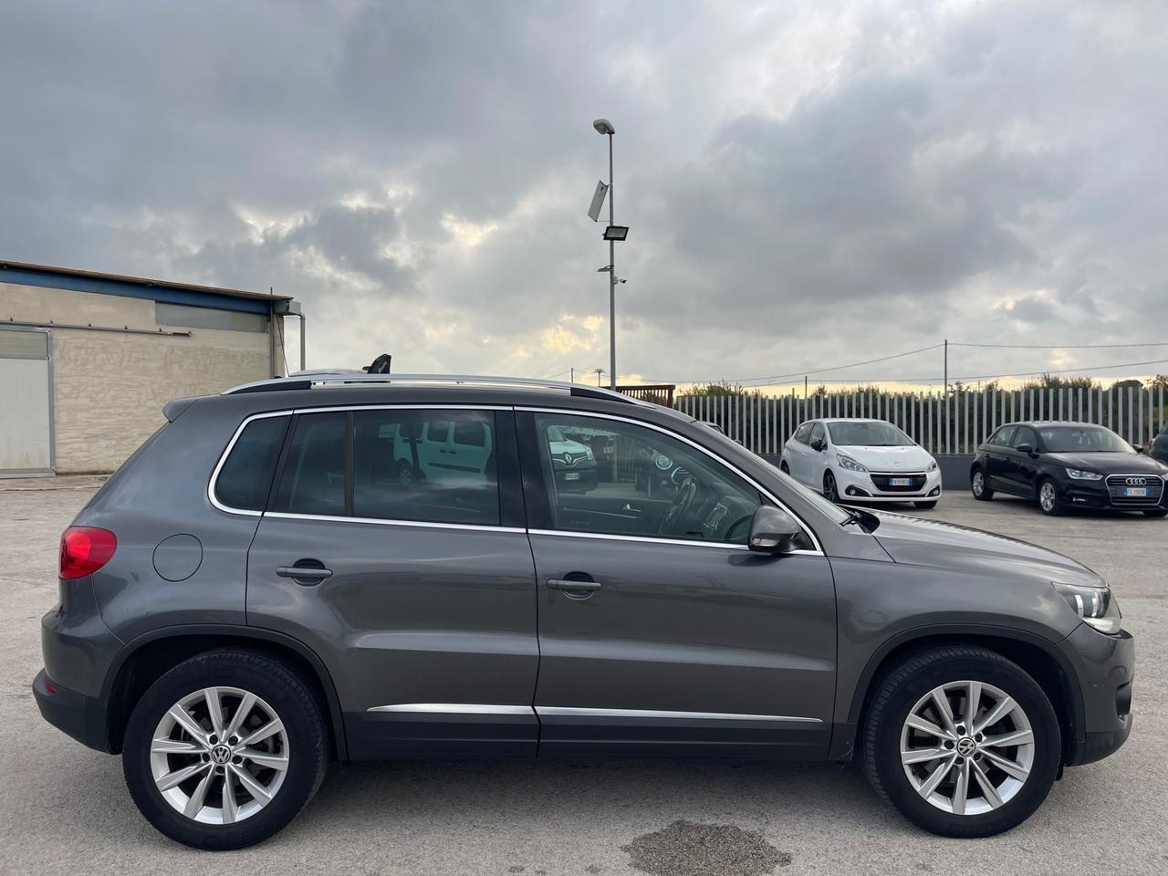 VOLKSWAGEN TIGUAN 2.0 TDI 140CV FULL NAVI MY14